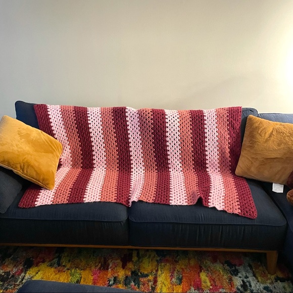 Crocheted Striped Cuddle Throw Blanket 50x60 - Picture 3 of 6